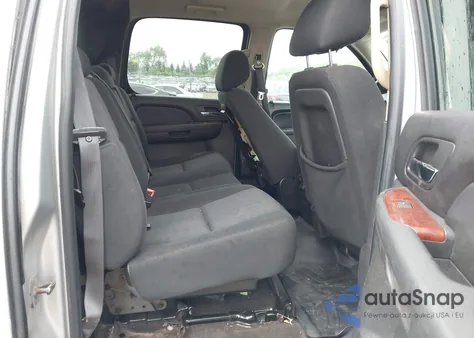 2011 Chevrolet Avalanche 1500 Ls from USA, damaged, VIN 3GNTKEE35BG373239